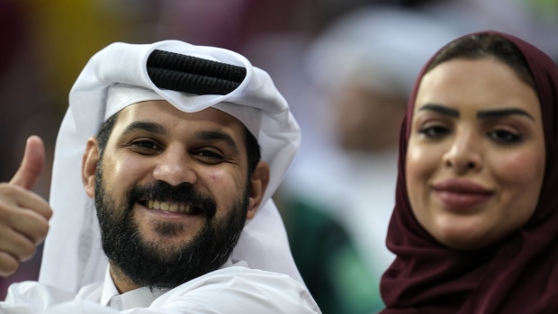 couple on the tribune Qatar