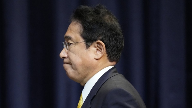 日本首相が月に３回目の大臣解任