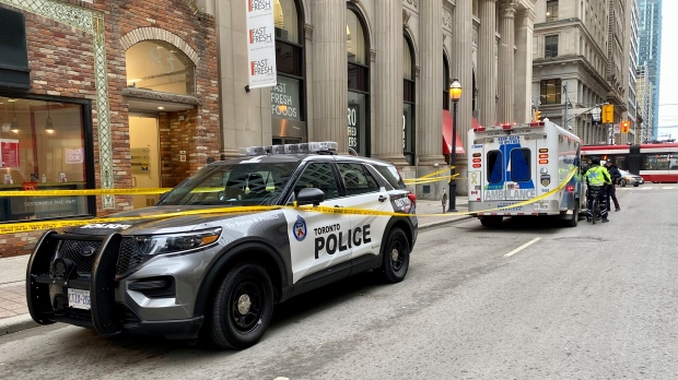 Cargo actualizado en ataque ‘no provocado’ en Toronto que mató a mujer de 89 años
