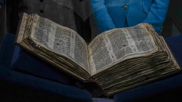 1,100-year-old Hebrew Bible
