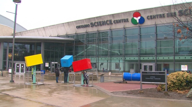 Los padres reaccionan ante la posible reubicación del Centro de Ciencias de Ontario