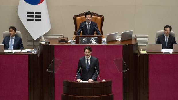 Kim Jin-pyo, Justin Trudeau