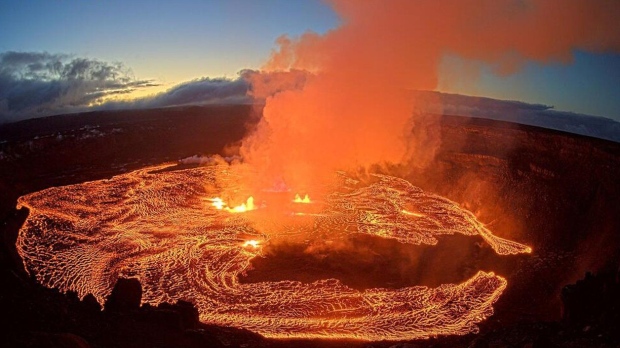 Le Kilauea, l’un des volcans les plus actifs au monde, entre en éruption après une interruption de 3 mois