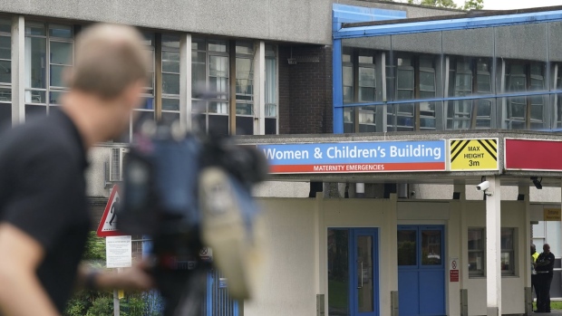 Una enfermera de un hospital británico fue declarada culpable de matar a 7 niños