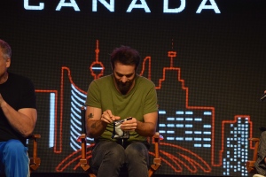 British Actor Charlie Cox and American Actor Vincent D’Onofrio try ketchup and All-Dressed chips at Fan Expo Canada in downtown Toronto Sunday, August 27, 2023. (Joshua Freeman /CP24)