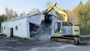 A temporary RCMP installation set up in 2017 at Roxham Road, in Lacolle, Que., to process irregular refugee status seekers is demolished Monday, Sept. 25, 2023. THE CANADIAN PRESS/Pierre Saint-Arnaud