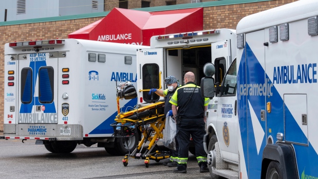 El Sindicato de Paramédicos de Toronto emite un ‘código rojo’ después de que las ambulancias no estén disponibles