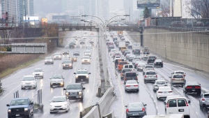 Vehicles makes there way into and out of downtown Toronto along the Gardiner Expressway in Toronto on Thursday, November 24, 2016.(THE CANADIAN PRESS/Nathan Denette)