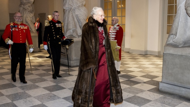La Reina de Dinamarca hace su última aparición pública antes de dimitir en una rara abdicación.
