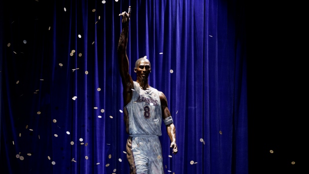 Kobe, statue, 