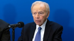 Former Sen. Joe Lieberman, who was the Democrats' vice-presidential candidate in 2000, has died at the age of 82. (Jose Luis Magana/AP Photo)