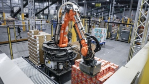 distribution centre robot