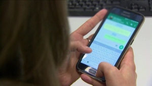 Ontario banning cell phones in classrooms