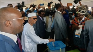 Chadian interim President Mahamat Deby Itno casts his ballot, in N'djamena, Chad, Monday, May 6, 2024, in a long delayed presidential election that is set to end three years of military rule. (AP Photo/Mouta)