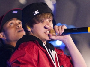 Justin Bieber performs during the MuchMusic Video Awards in Toronto, Sunday June 20, 2010. (THE CANADIAN PRESS/Chris Young)