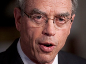Minister of Natural Resources Joe Oliver speaks to reporters in Ottawa on Wednesday, May 30, 2012. (THE CANADIAN PRESS/Adrian Wyld)