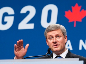 Canadian Prime Minister Stephen Harper speaks during his closing press conference to the G20 Summit in Toronto, Ont., on Sunday June 27, 2010. (THE CANADIAN PRESS/Adrian Wyld)