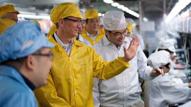 Apple CEO Tim Cook visits Foxconn plant