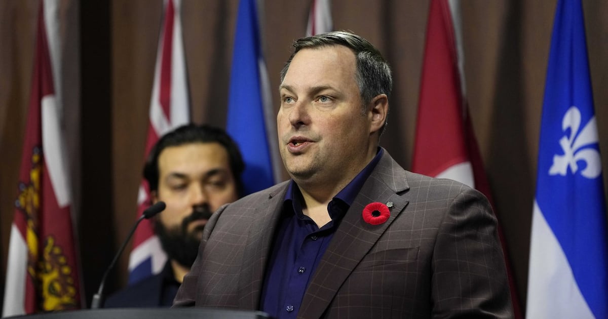 Federal union adding millions to strike fund ahead of 'challenging' contract talks
