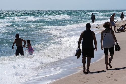 Snowbirds flocking to the U.S. can expect extra scrutiny as clampdown on foreigners intensifies: Dale Jackson
