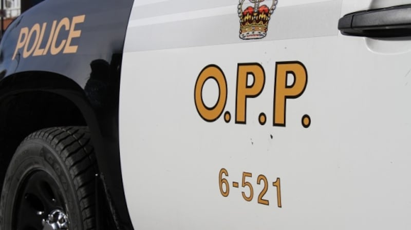 Highway 401 westbound closed in Oshawa following crash