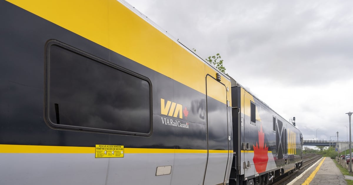Via Rail trains held between Toronto, Ottawa, Montreal after incident on ...