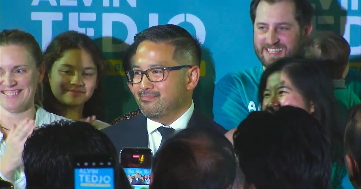 Mississauga turns the page: Tedjo defeats Parrish and Crombie