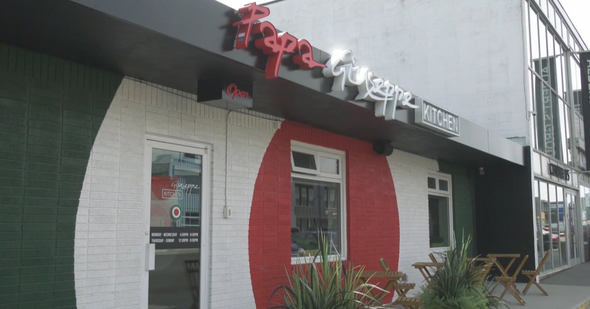 This Edmonton pizzeria is reeling in customers with social media marketing This Edmonton pizzeria is reeling in customers with social media marketing