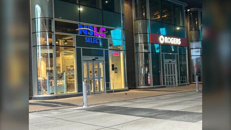 The Grafton Street location of the NSLC that was robbed on Jan. 17, 2026, is pictured. (Jonathan MacInnis / CTV Atlantic)
