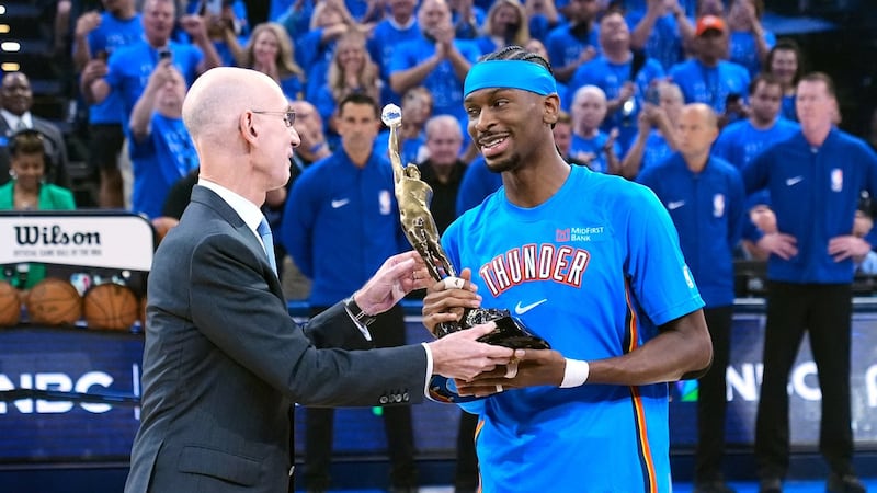 Hamilton's Shai Gilgeous-Alexander gets the MVP trophy from NBA Commissioner Adam Silver