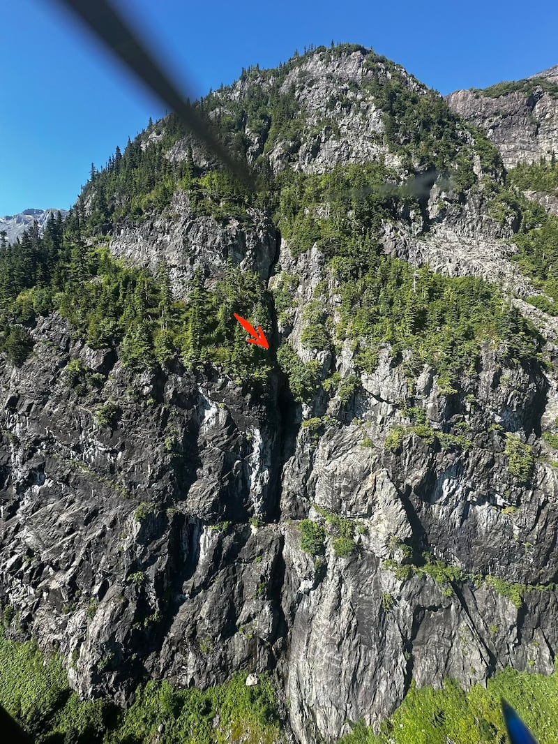 The arrow indicates the area where the hiker was spotted on Aug. 6, 2026.