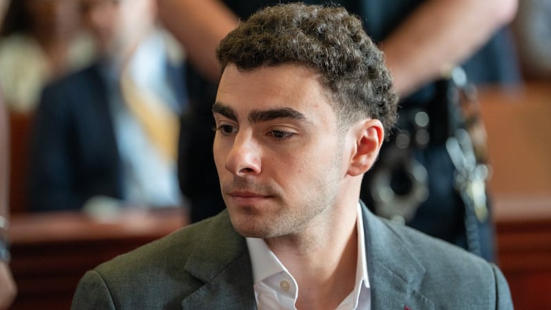 Luigi Mangione pleads guilty to federal stalking charges in the killing of UnitedHealthcare CEO