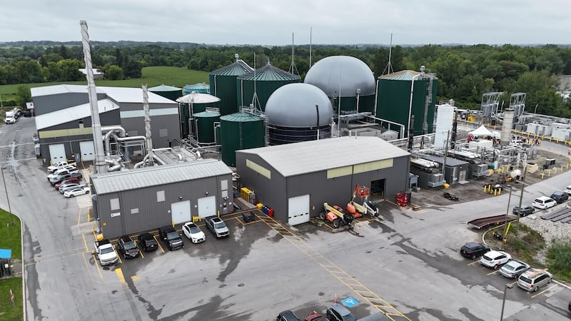 Canada’s energy minister talks tough on trade during stop in London, Ont.