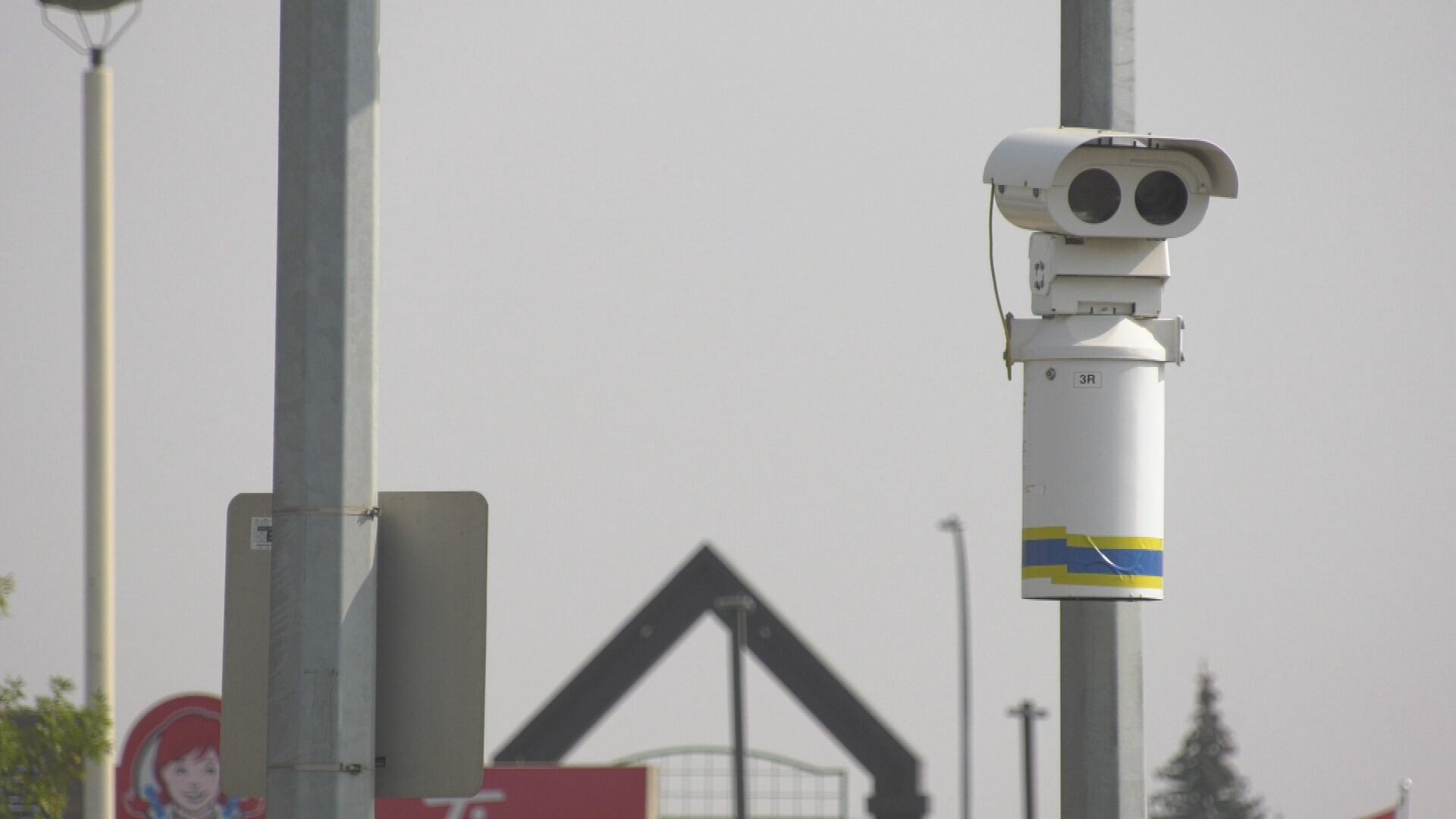 A camera for automated traffic enforcement is seen at the intersection of 68 Street and 48 Avenue in Camrose, Alta., on Sept. 9, 2025. (Brandon Lynch / CTV News Edmonton)