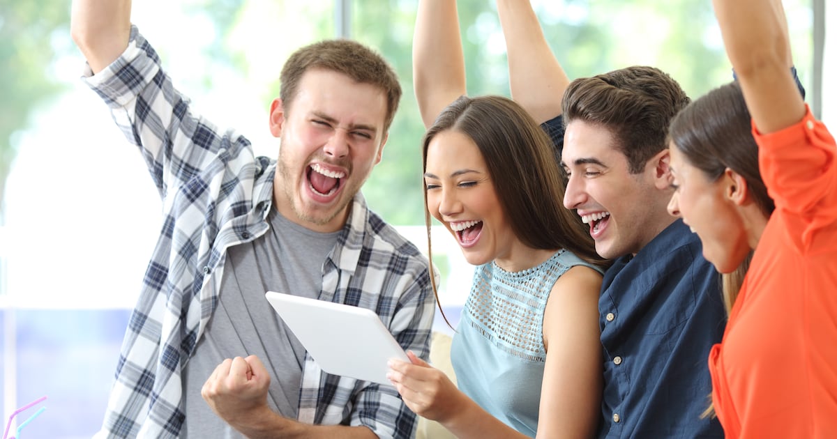 Leger Happiness Index shows Canadians happier than a year ago