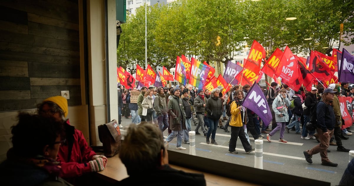 Frankreich mobilisiert Tausende von Polizisten, um Gewalt bei Protesten ...