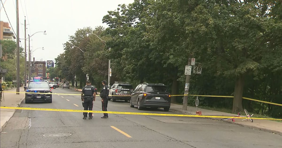 Cyclist seriously injured in Toronto west end