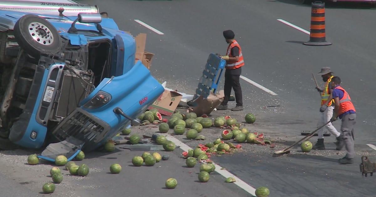 Tractor Trailer Crash Spills Watermelons, Closes Hwy. 401 Ramp in Halton Hills
