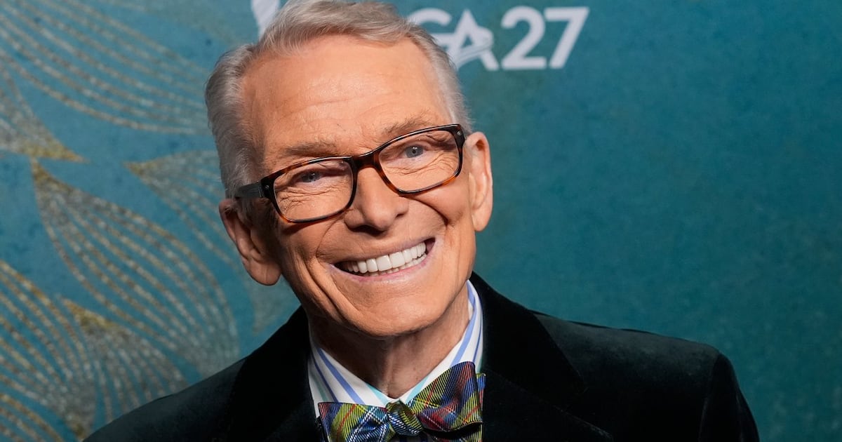 Bob Mackie, der Modedesigner, der den Glamour der 70er Jahre prägte ...