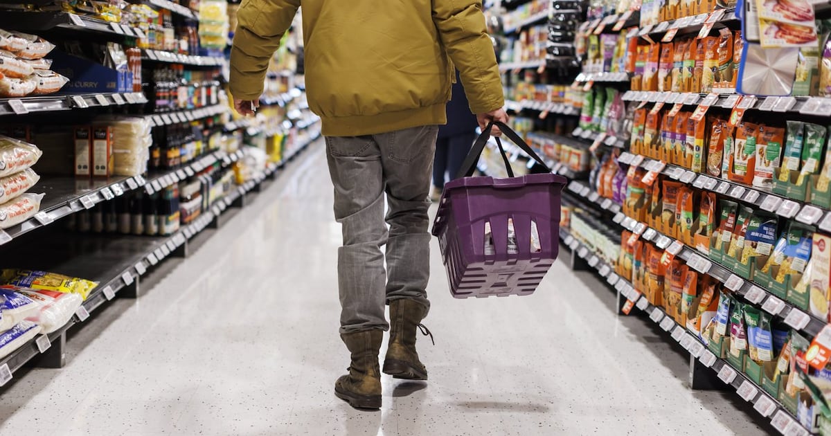 Maple Express | October 9, 2026 — Food Experts Warn of a Tough Winter at the Grocery Store