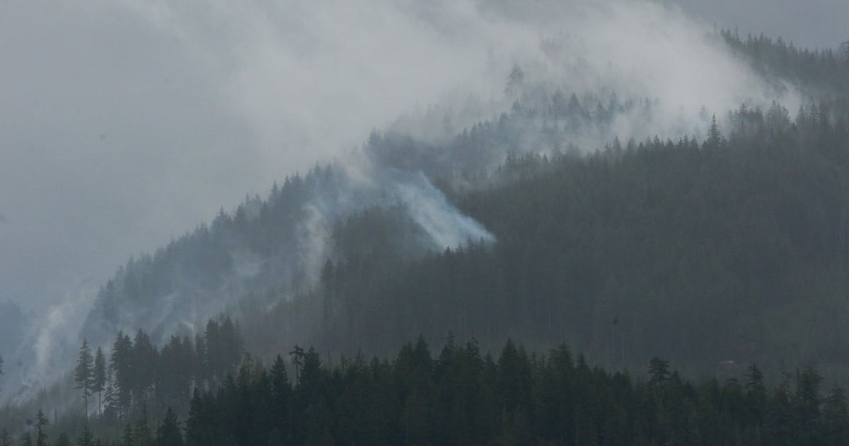 Wildfire number surges to about 130 in B.C. amid hot, dry conditions