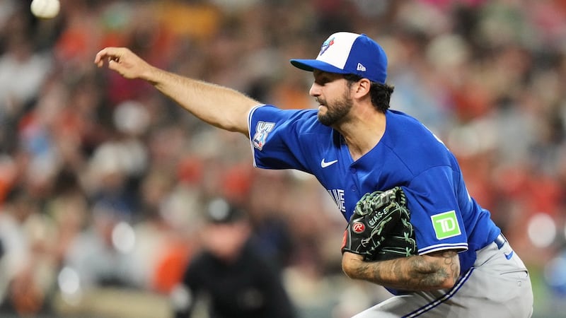 Blue Jays send Connor Seabold to Royals for Denis Samudio, cash