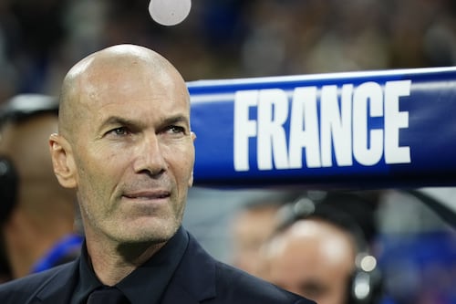 Zidane’s first home game in charge of France ends in 1-1 draw with Italy
