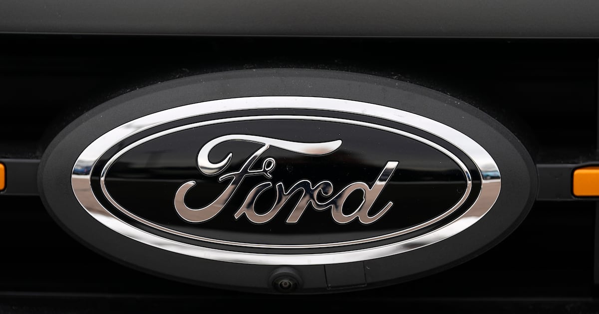 Ford recalls more than 430,000 vehicles in Canada, U.S. over seat belt issue