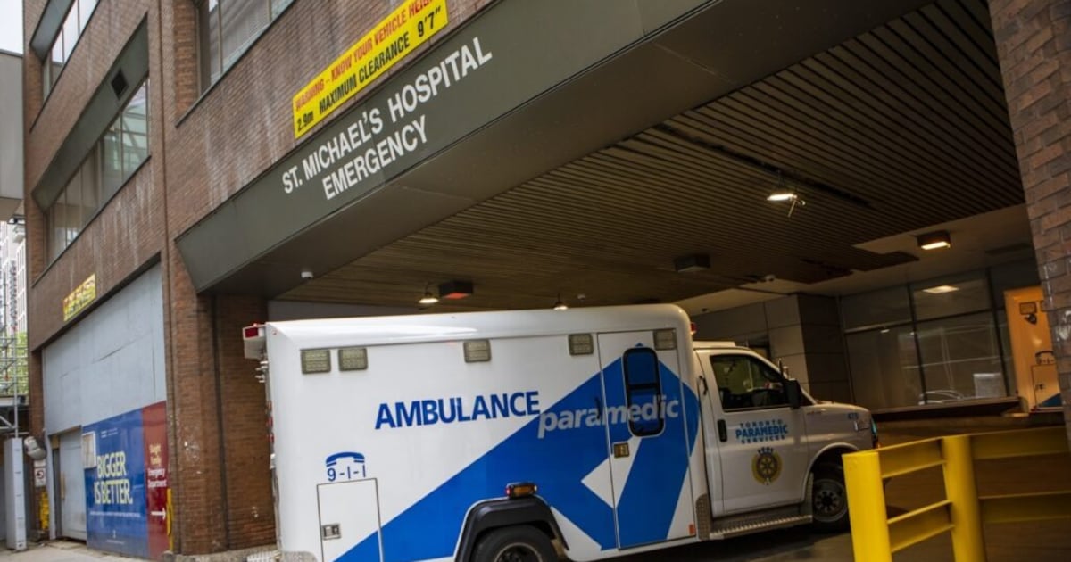 Pedestrian struck in downtown Toronto
