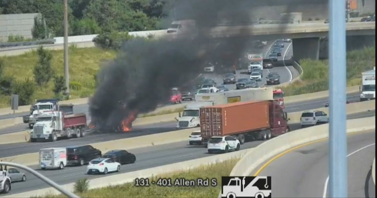 Hwy. 401 lanes closed after dump truck catches fire