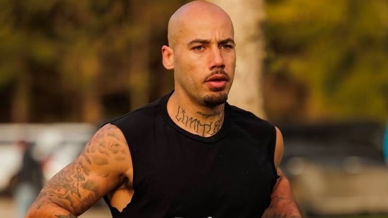 Canadian hip-hop artist running the length of Yonge Street to raise funds, awareness for homelessness
