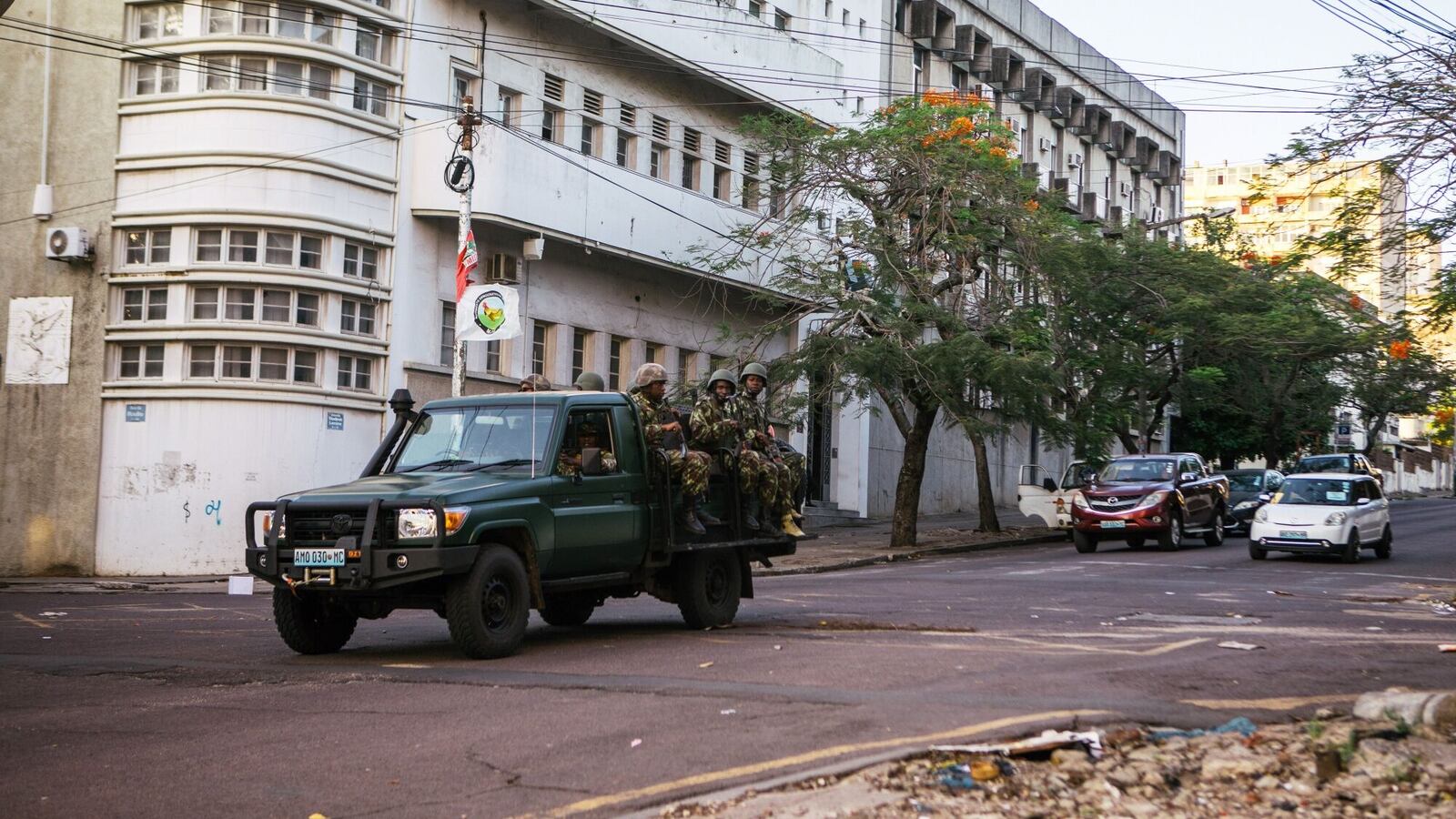 Mozambique Riot Mozambique prison break: 6,000 inmates escape