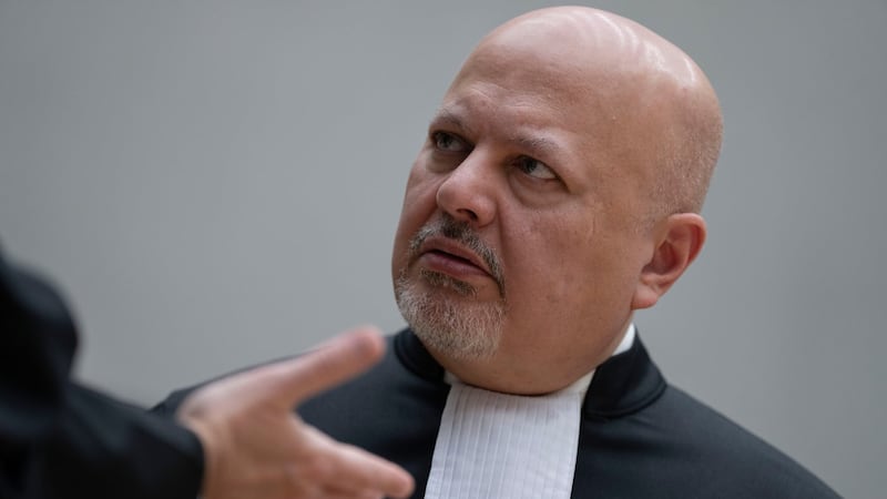 ICC prosecutor temporarily suspended from British bar