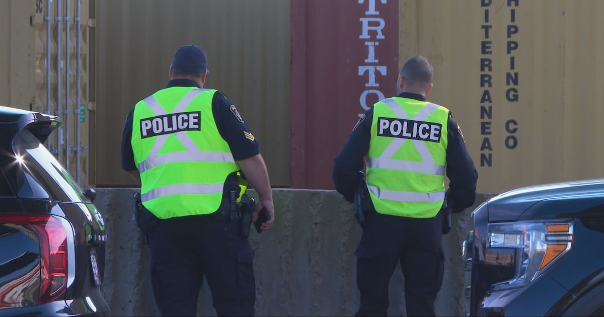 Railroad worker killed after being struck by train in Montreal